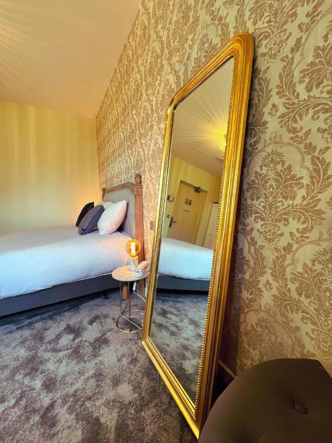 Chateau De Challanges 4* Beaune (Cote d'Or)