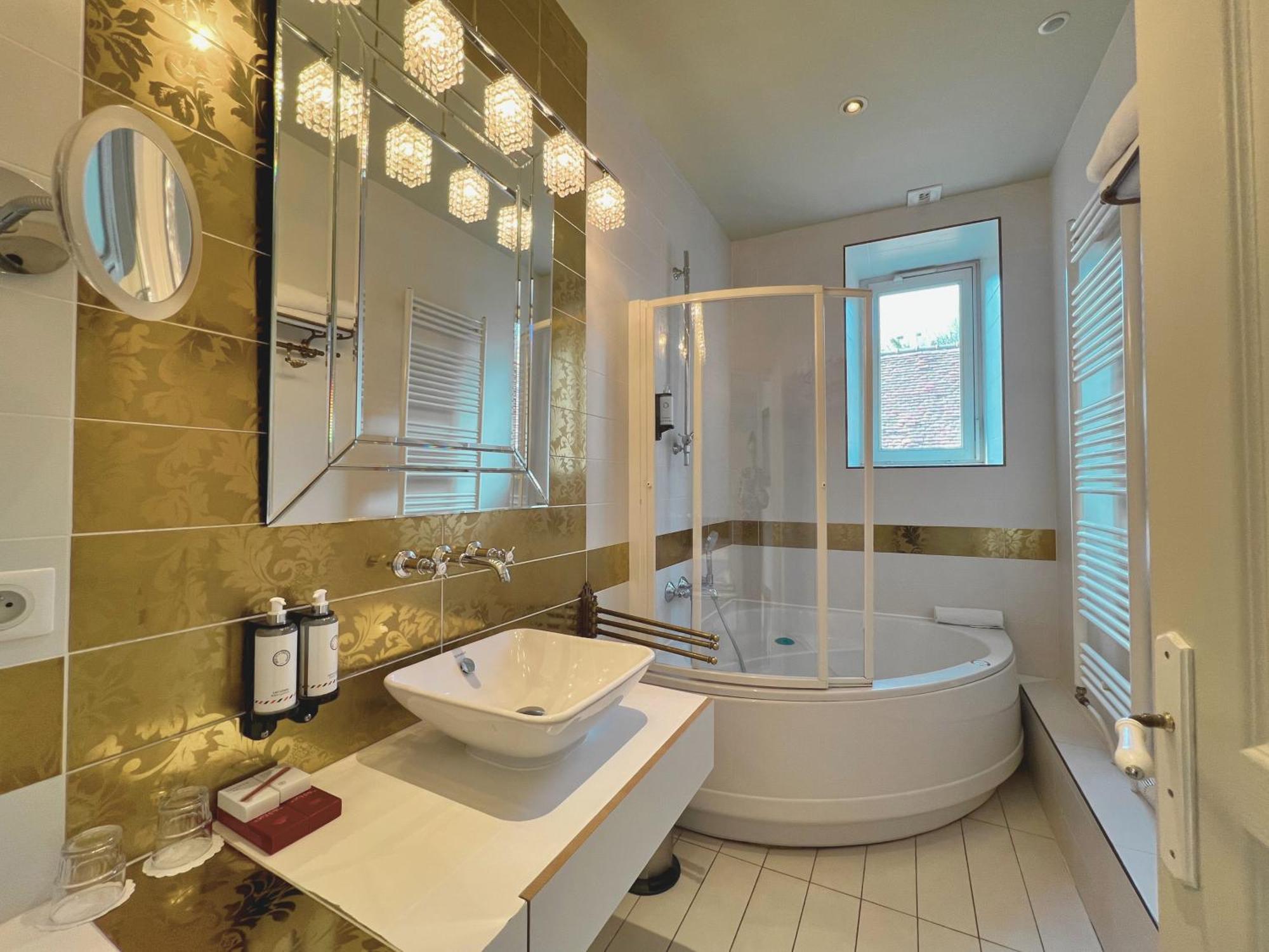 Hotel Chateau De Challanges Beaune (Cote d'Or)
