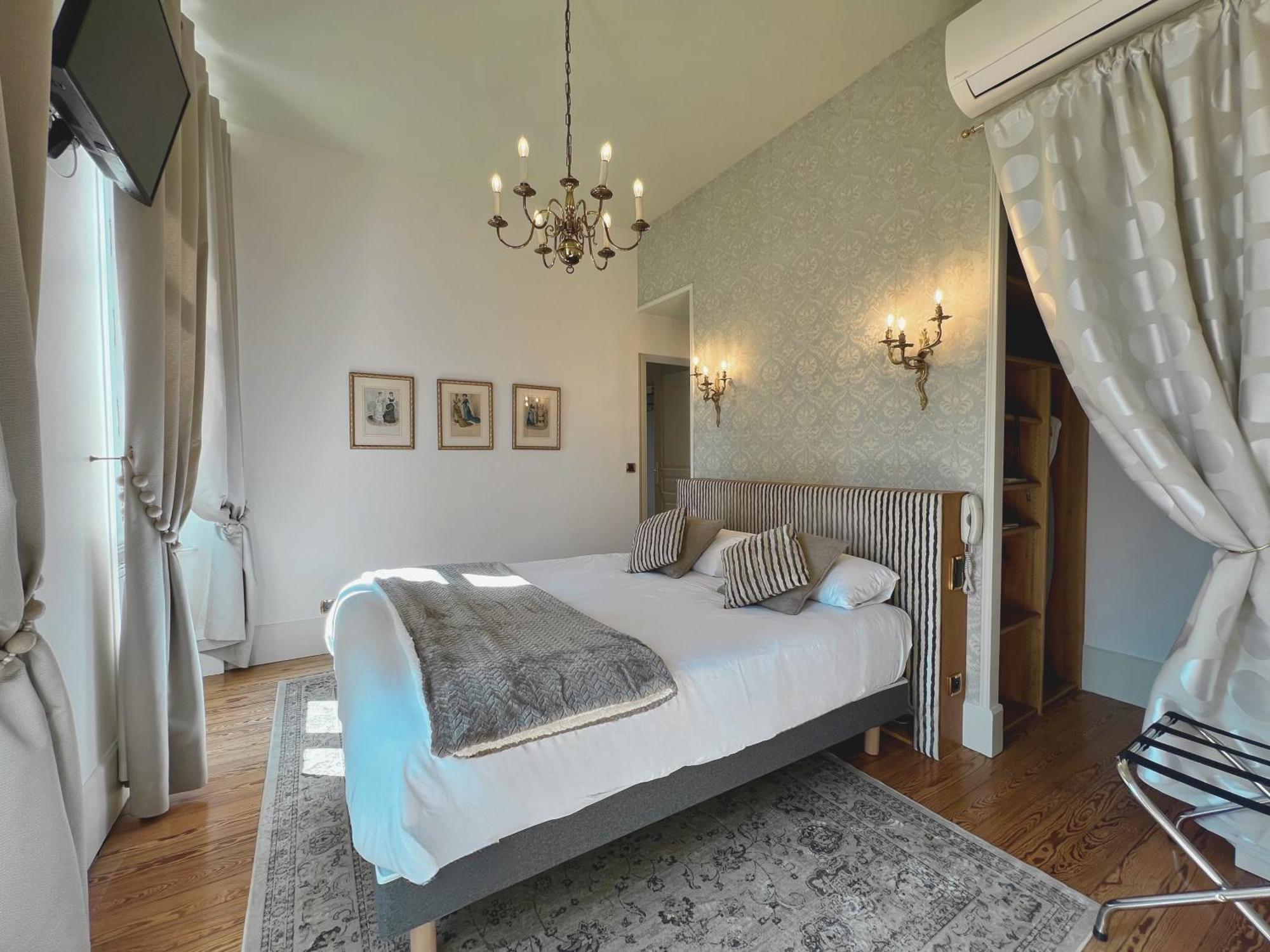 Hotel Château De Challanges Beaune (Cote d'Or)