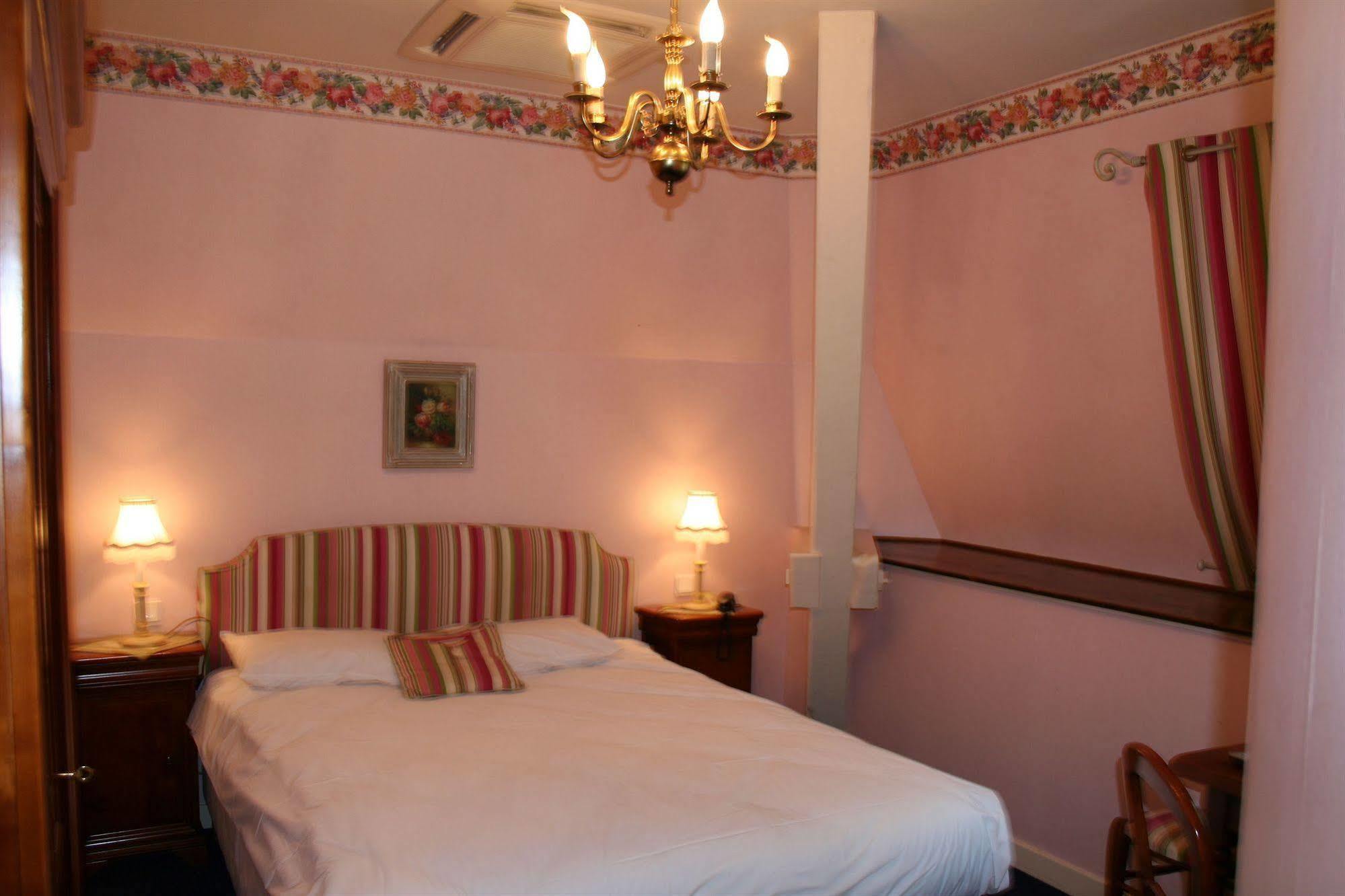Hotel Château De Challanges Beaune (Cote d'Or)