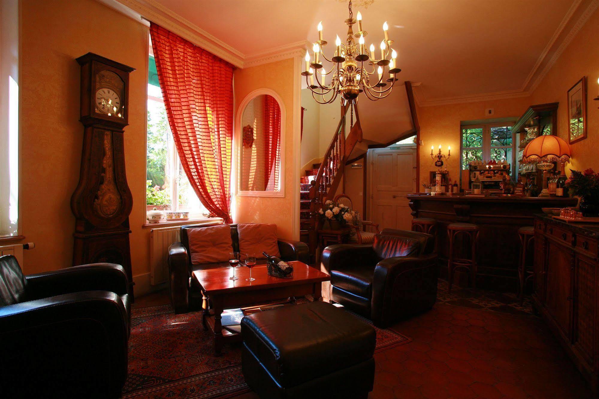 Hotel Chateau De Challanges Beaune (Cote d'Or)